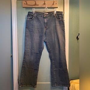 Levi's Women's Boot Cut Jeans in Classic Blue